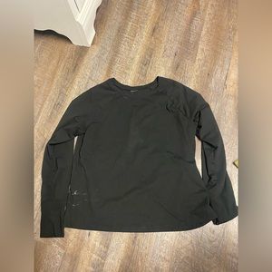 Black athletic long sleeve shirt size medium